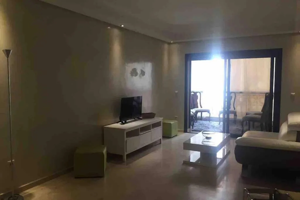 Appartement Tout Confort Avec Possibilite Transport Aeroport Marrakesh Apartment