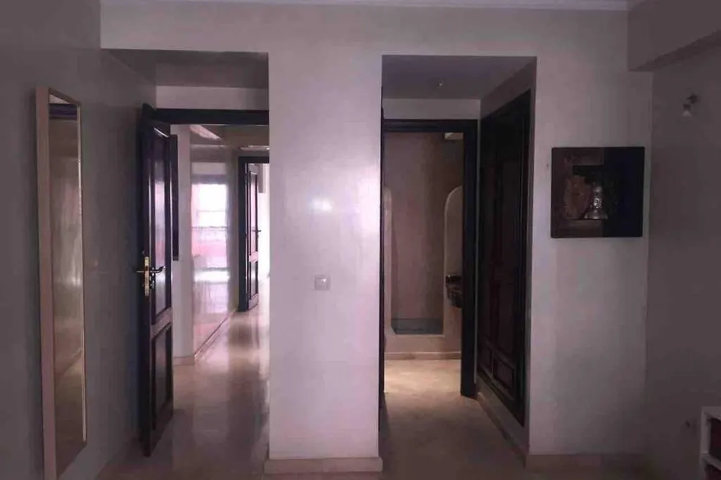 Apartamento Appartement Tout Confort Avec Possibilite Transport Aeroport Marrakesh
